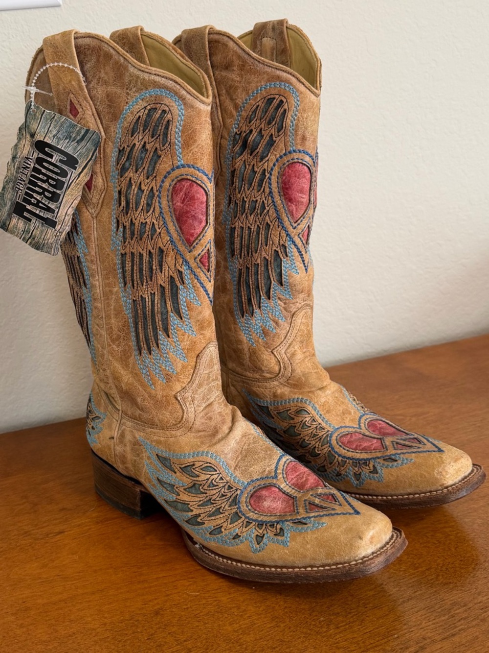 Corral Tan Leather Winged Heart Embroidered Heeled Boots - Picture 3 of 7